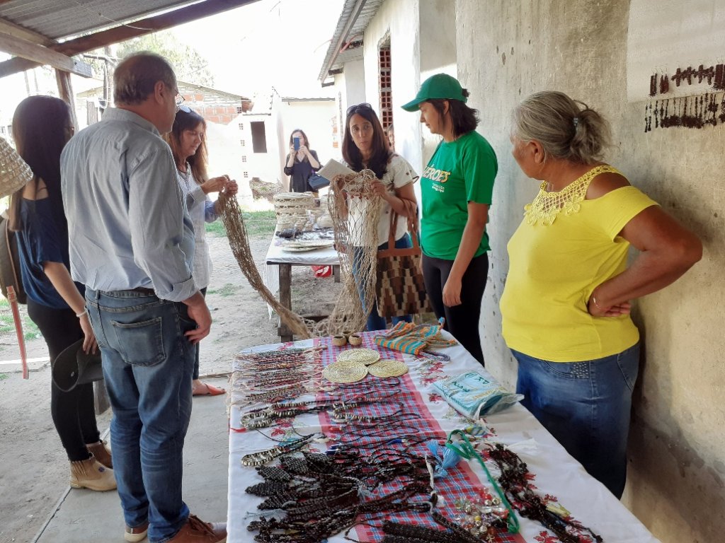 Building resilience for the Qom artisans