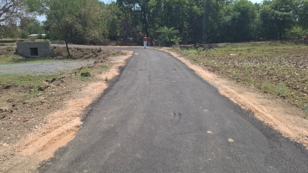 Government paved road to Keshwa Gurukul school