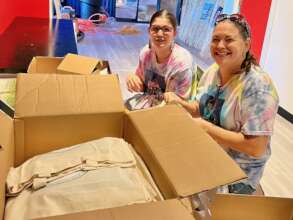 Discovery Kit 7 volunteers packing kits