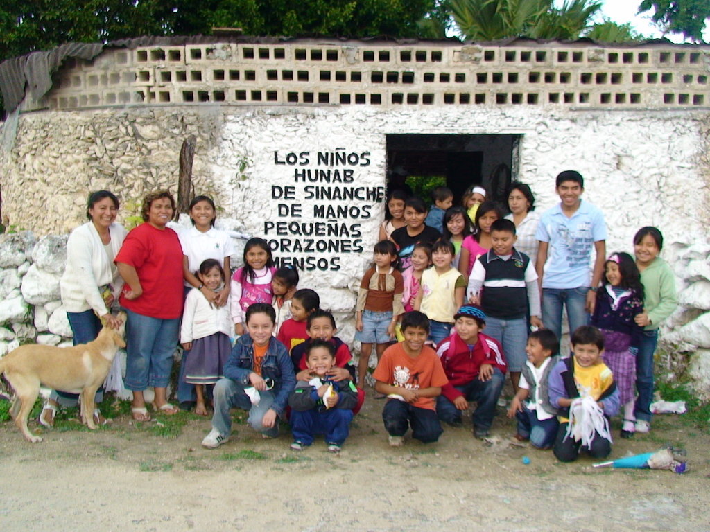 Children & aquaponics,saving Mayan apple snail
