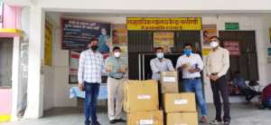 Delivery of medicine kits at CHC in Sitapur, UP.