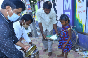 caring of homeless by donating food in india