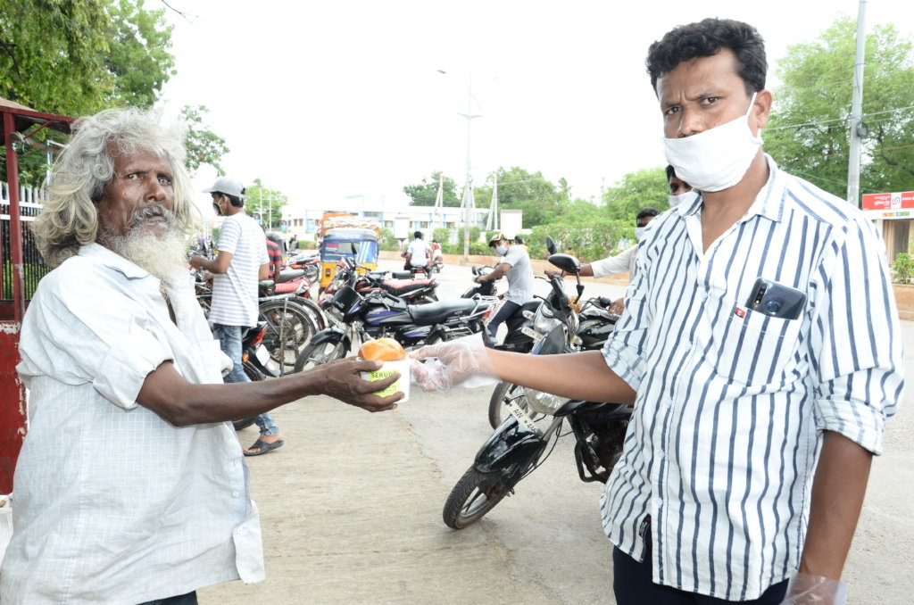 Feed the Hungry Homeless People in India