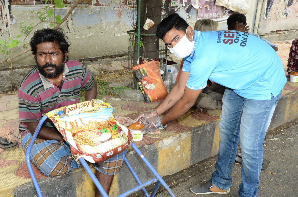Feed the Hungry Homeless People in India