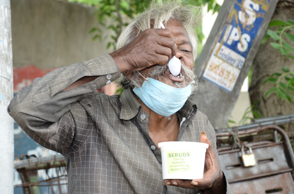Feed the Hungry Homeless People in India
