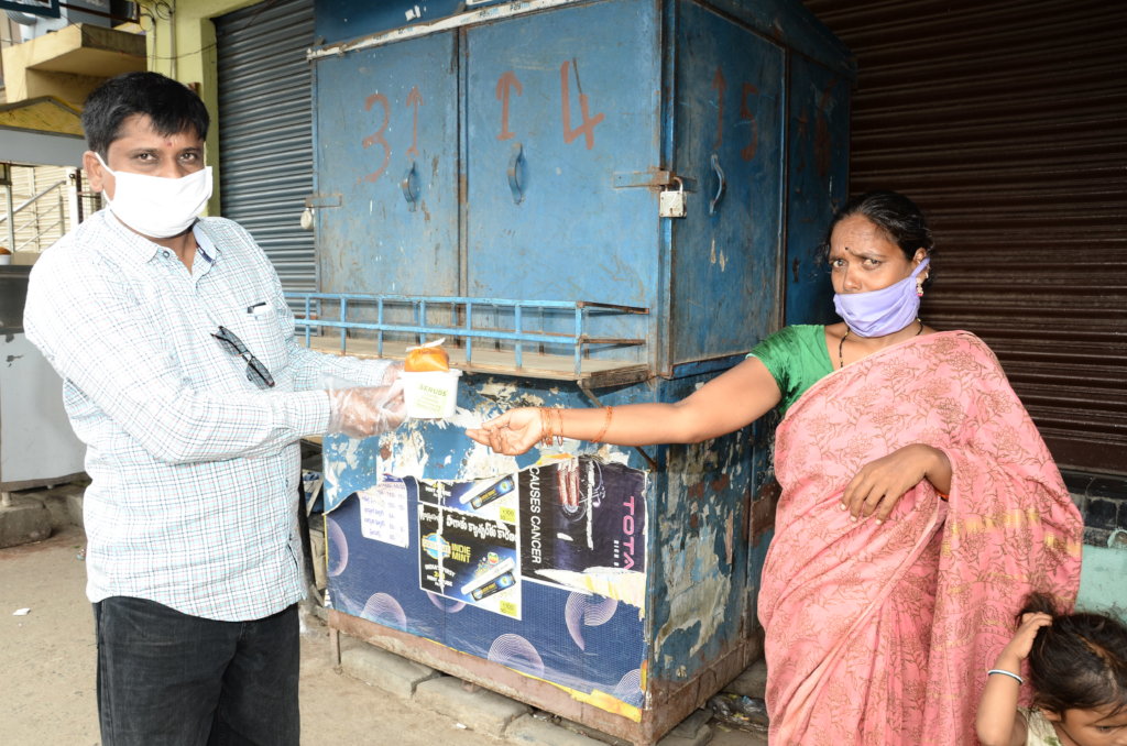 Feed the Hungry Homeless People in India