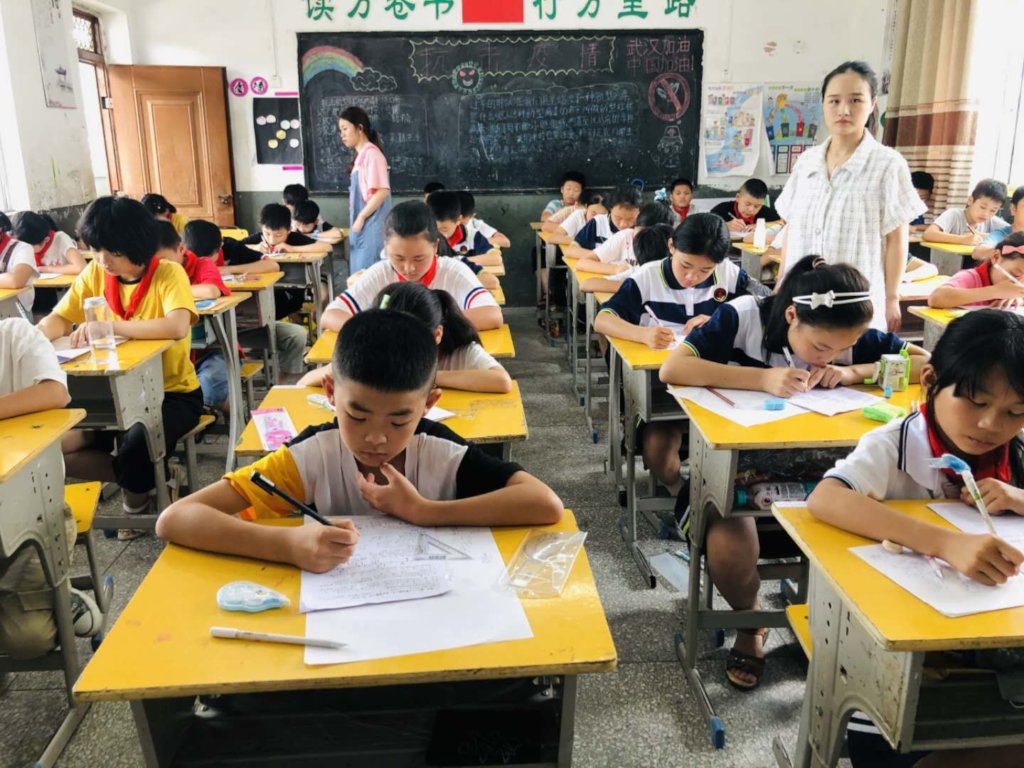 Empower 500 Impoverished Students in Rural China