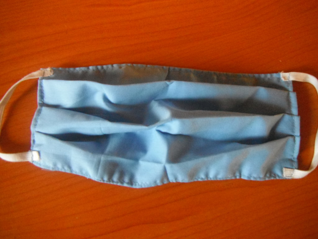 Help Mama Cave to produce Mama Masks in Uganda!