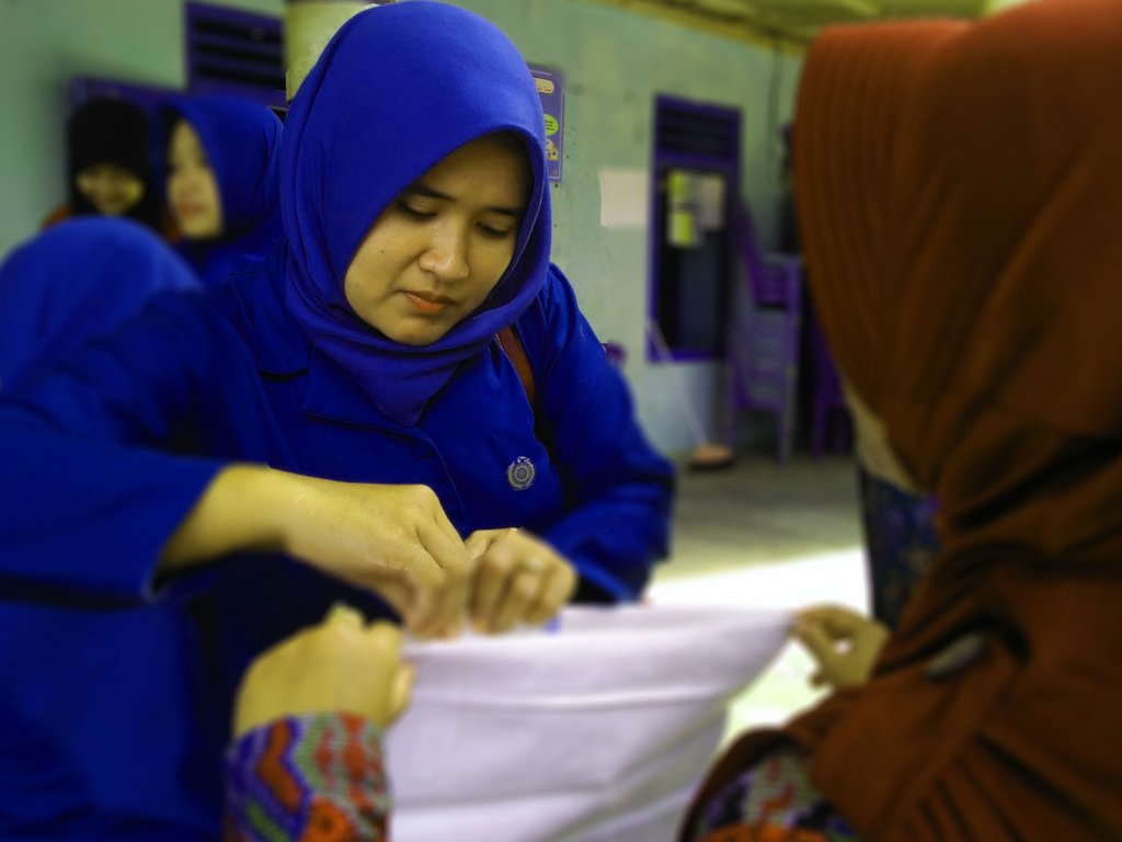 Waste Sorting Bags for 1500 Households in Wonosidi