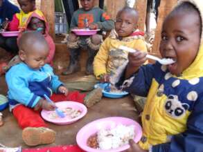 children sharing the meal.
