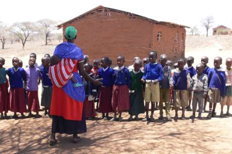 Build a school for 100 Maasai children in Tanzania