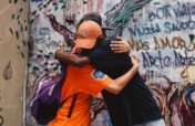 Help sheltered adolescents to live a worthy life