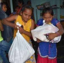 distribution of food kits