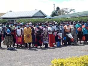 Recipients also received much needed facemasks.