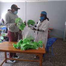 550 masks being given to the Rotary Club of Nakuru