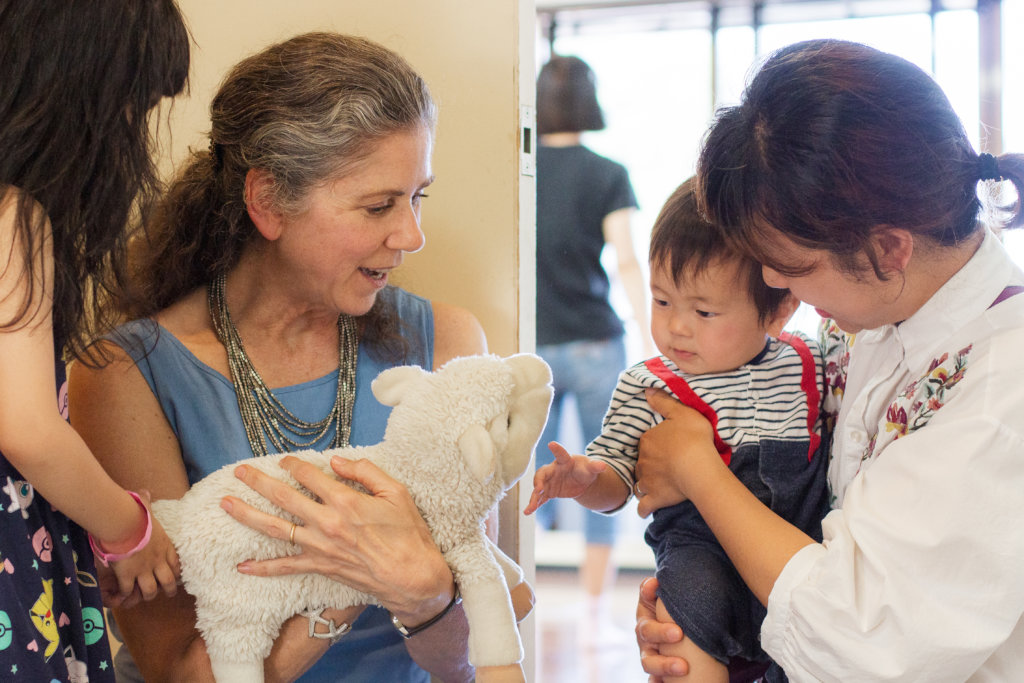 Jump with JOEE Bringing English Lessons to Orphans