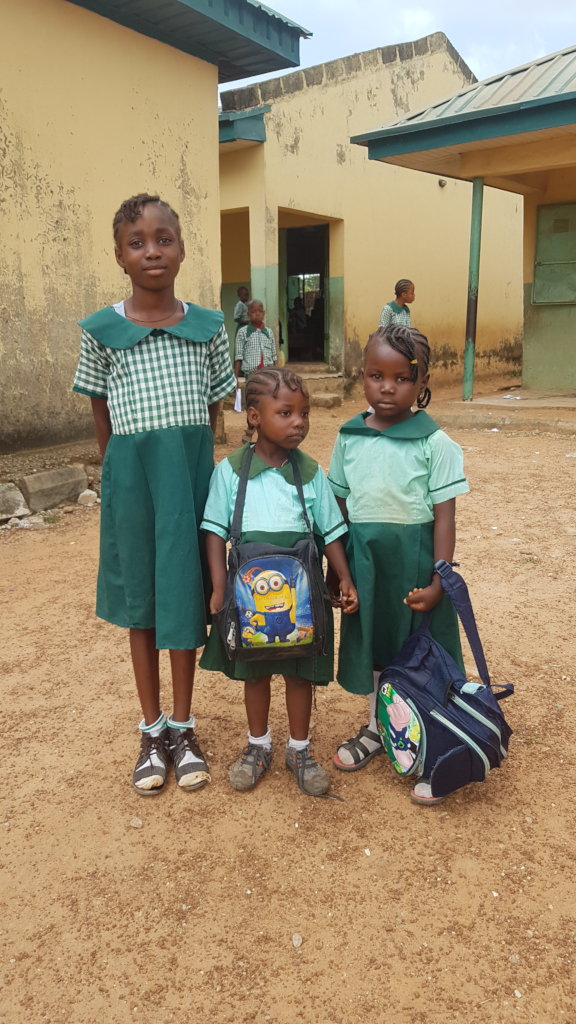 HELP NIGERIA GIRLS : FREE EDUCATION & CLEAN WATER