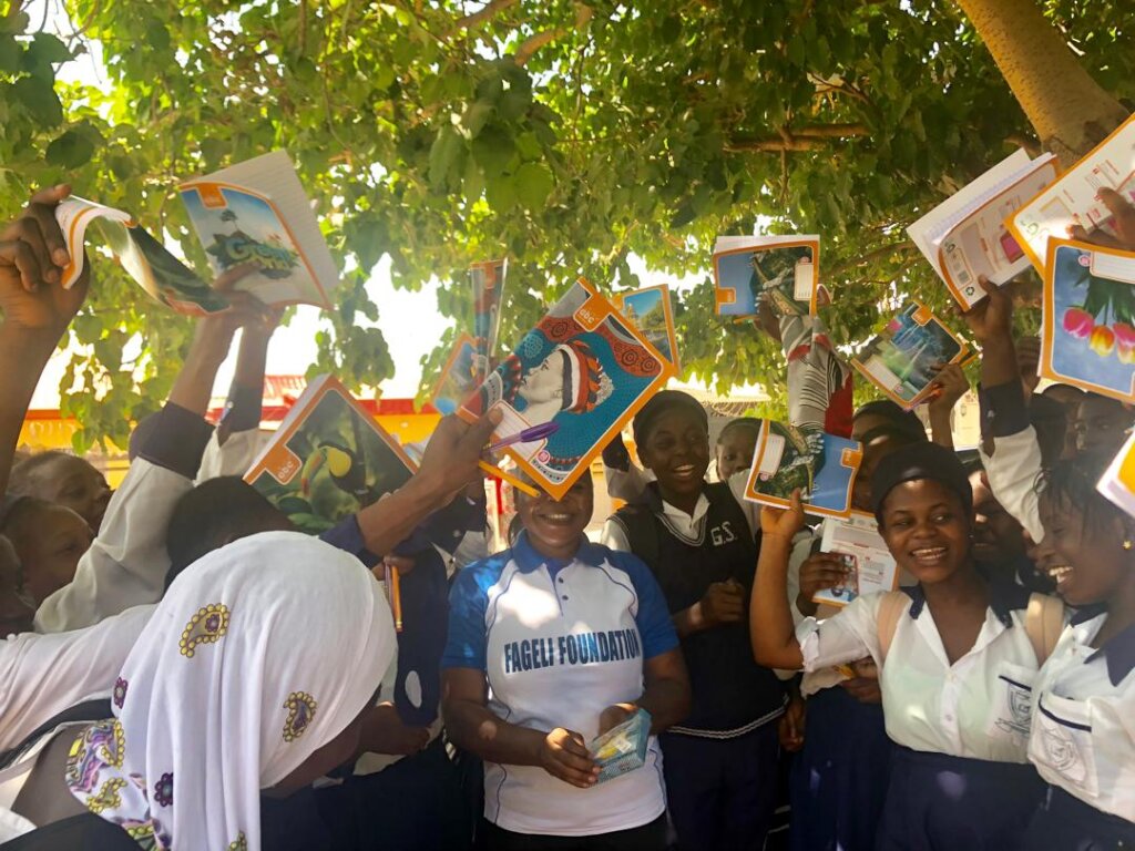 HELP NIGERIA GIRLS : FREE EDUCATION & CLEAN WATER