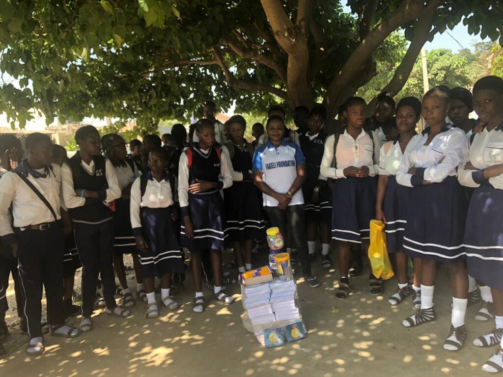 HELP NIGERIA GIRLS : FREE EDUCATION & CLEAN WATER