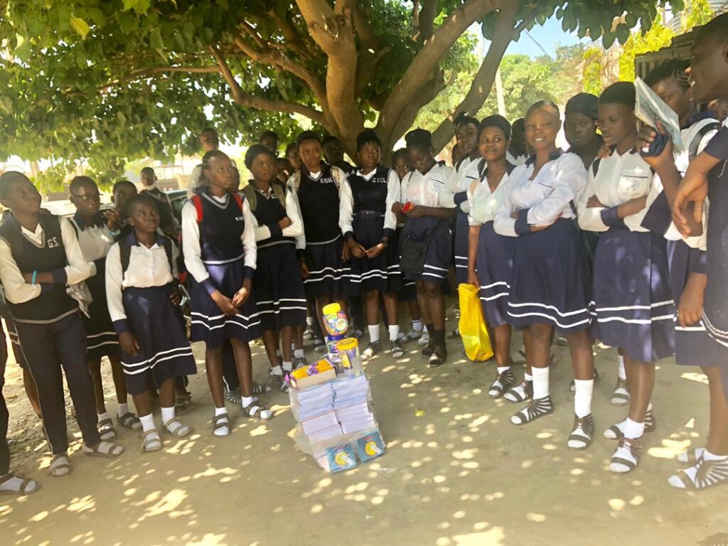 HELP NIGERIA GIRLS : FREE EDUCATION & CLEAN WATER