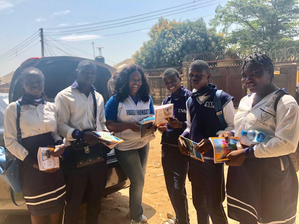 HELP NIGERIA GIRLS : FREE EDUCATION & CLEAN WATER