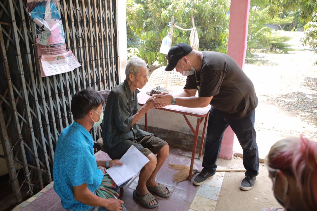 Covid Relief - Feed 1,200 Struggling Thai Families