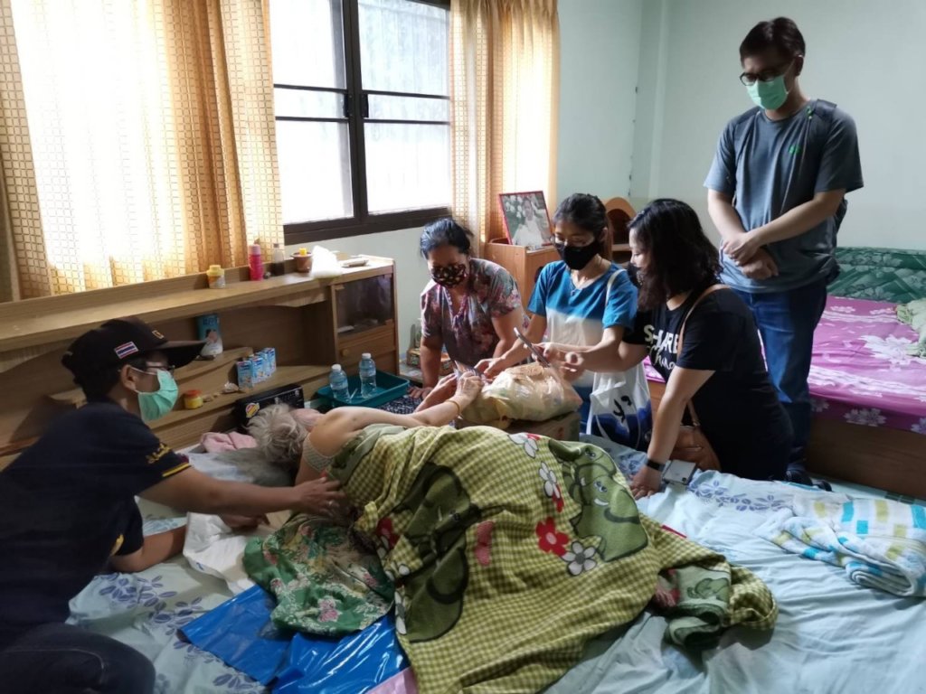 Covid Relief - Feed 1,200 Struggling Thai Families