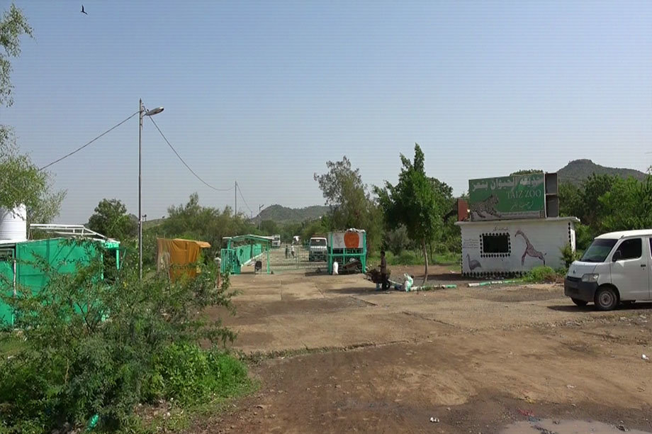 Emergency intervention to save animals in zoos