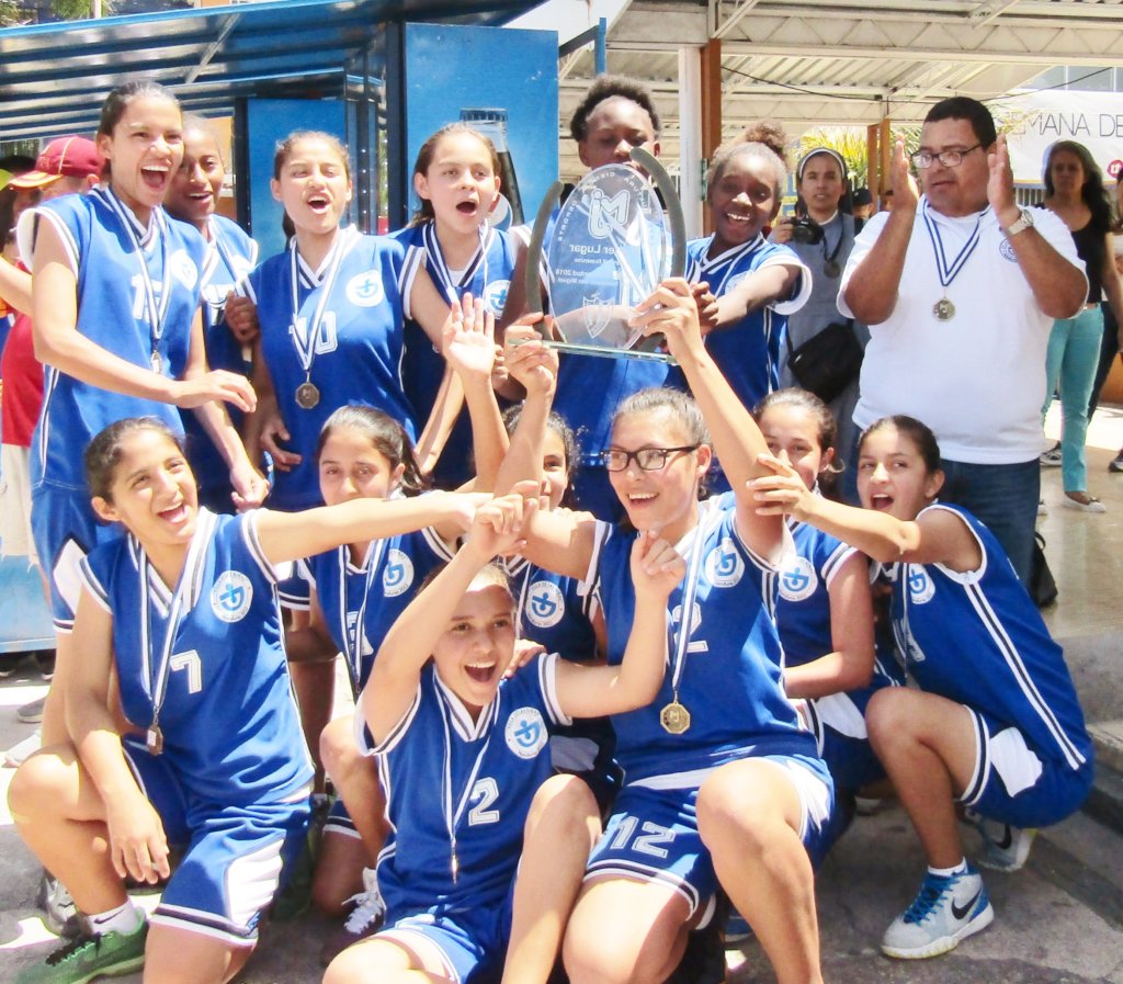 Educate 1,800 impoverished children in Honduras