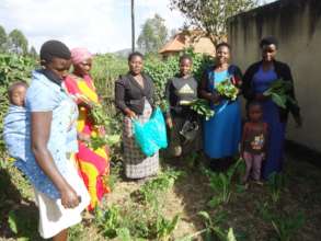 Nyabikoni Women in the Spinach Garden
