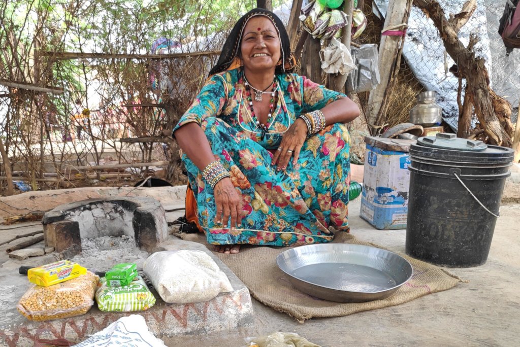 Help 250 Folk Artists during COVID-19