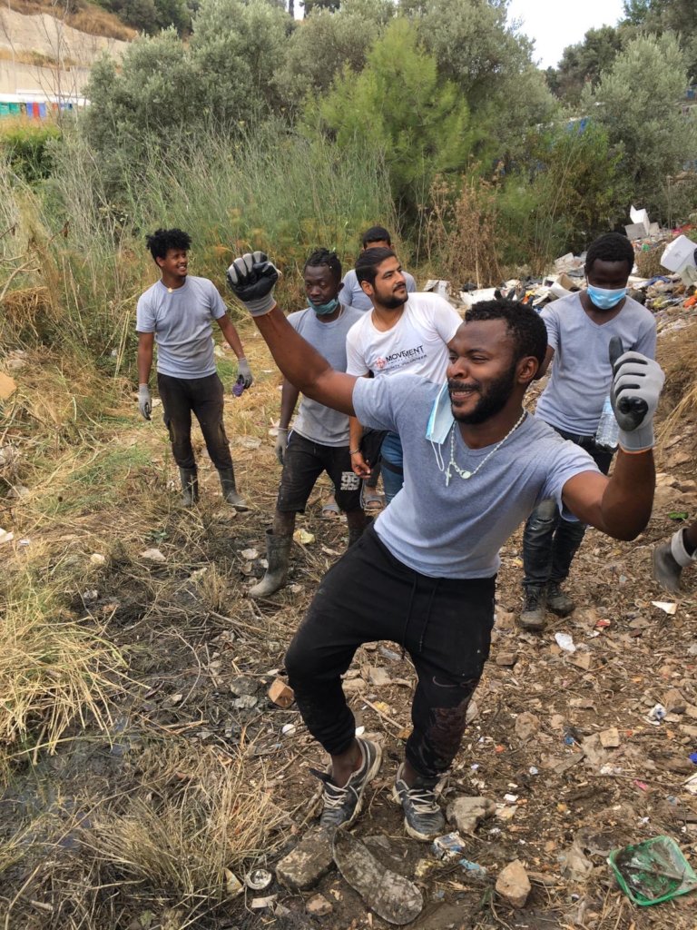 Clearing 1750 tons of waste in Greek refugee camps