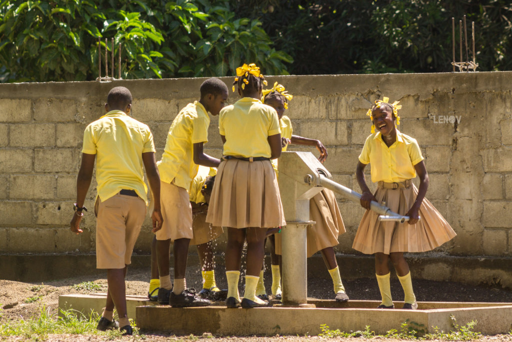 Provide daily meal to 300 school children in Haiti