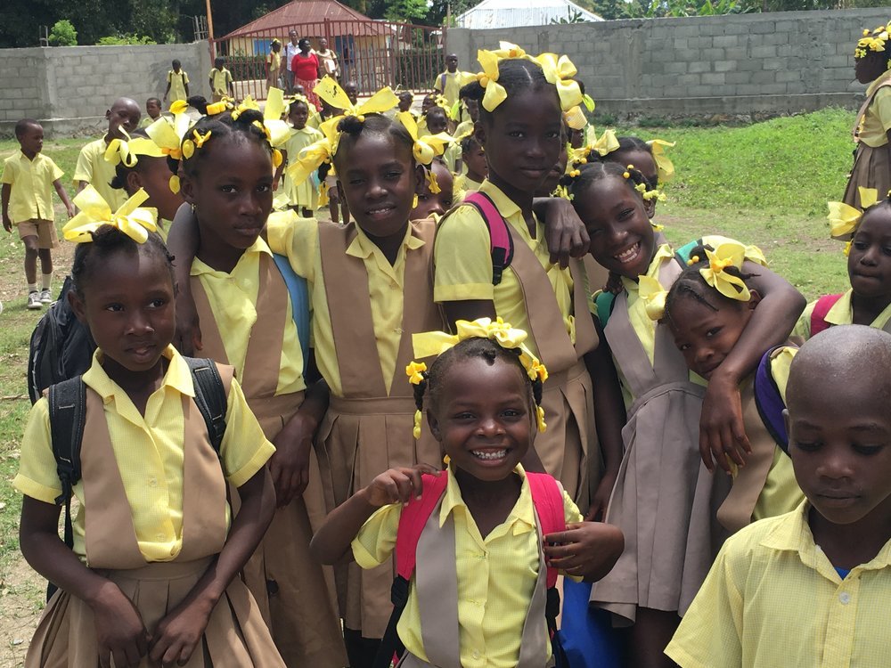 Provide daily meal to 300 school children in Haiti
