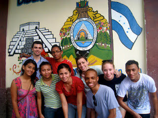 Arte la Calle mural project in local school, 2012
