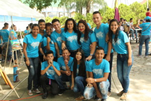 Ivelis w/ OYE Comunica radio crew