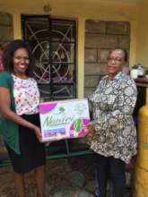 Life Bloom staff Eunice gifts a children shelter!