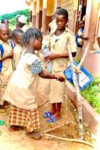 Water and Food for Hundreds of Beninese Children