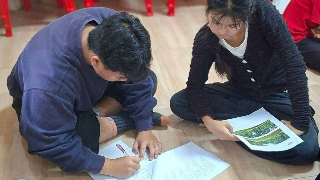 Ant Workers summarizing lessons with younger peers
