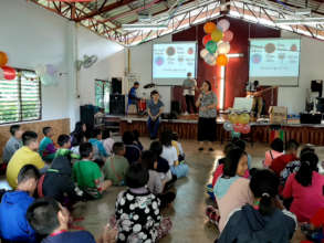 Children train ethics and critical thinking