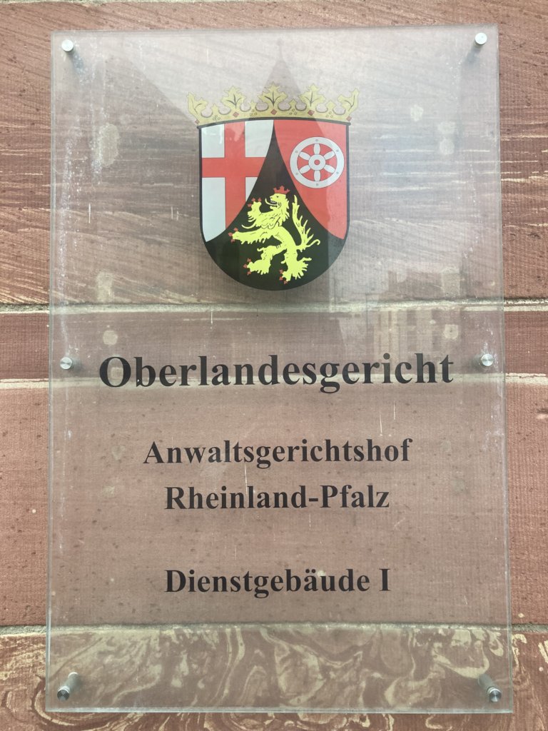 Support Monitoring of Syrian War Crimes Trial