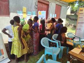 Young mothers share views on rights on small cards