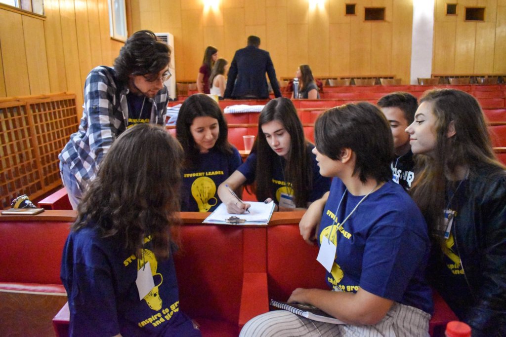 Empower Students through Leadership Training