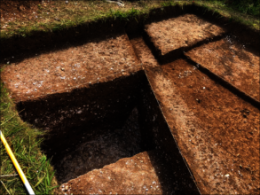 Excavating the Bronze Age Burial Mound