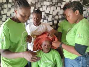 Hairstylist training: Tying gele
