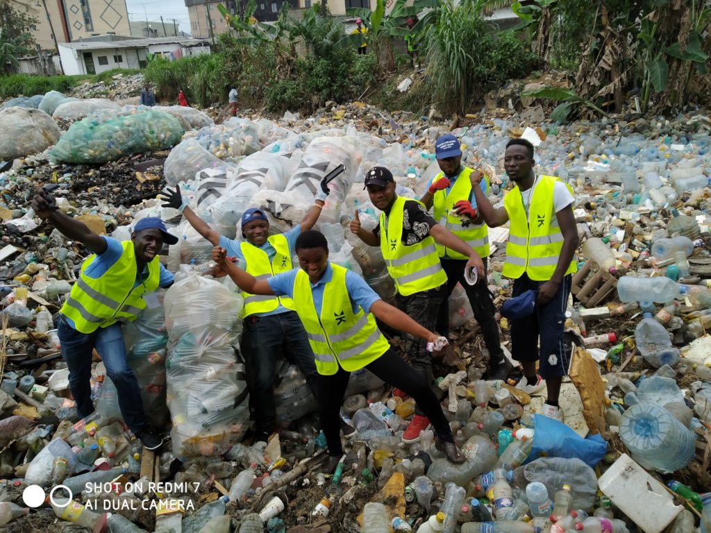 Incentivizes 100 plastic waste pickers in Cameroon