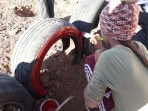 Beautifying waste, hinges of the school yard