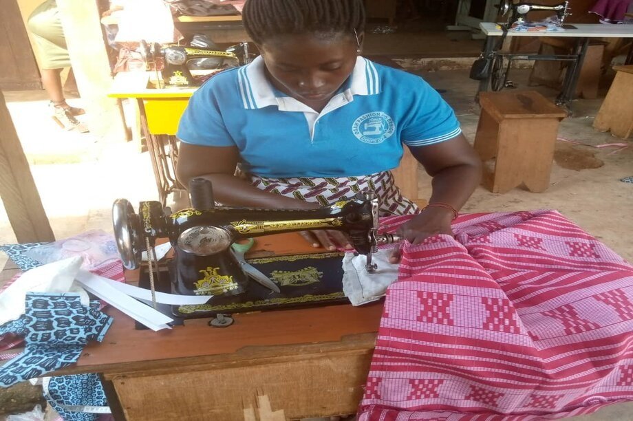SEWING SKILL FOR 150 SINGLE MOTHERS GIRLS IN GHANA