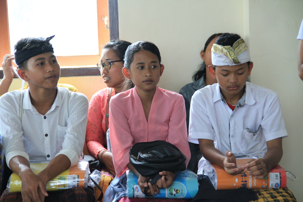 Students during the distribution