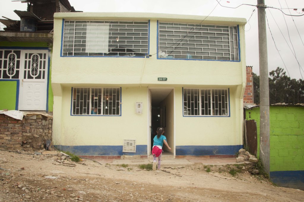 Education for 130 vulnerable children in Colombia